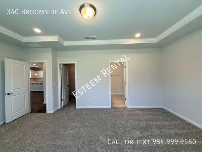 Building Photo - 340 Broomside Ave