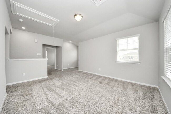 Building Photo - 7206 Melrose Ln