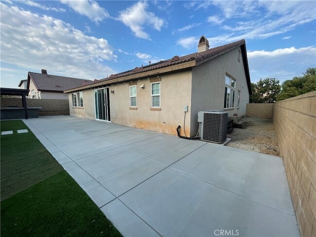 Building Photo - 34791 Heritage Oaks Ct
