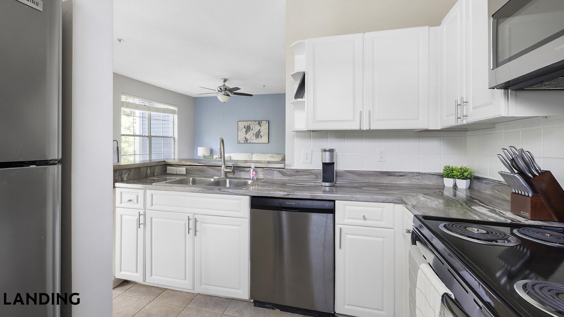 Building Photo - 100 Peyton Pl SW