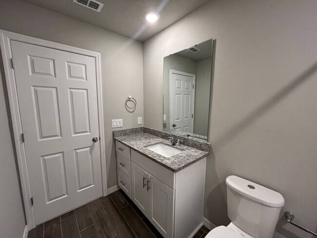 Building Photo - 2443 Sweet Viburnum Wy