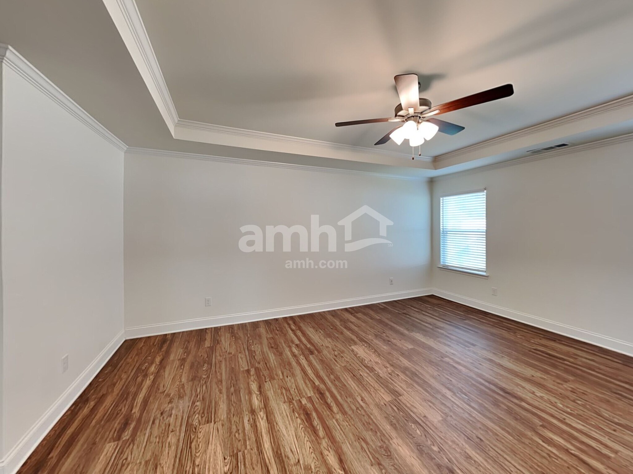 Building Photo - 2050 Brook Enclave Trail