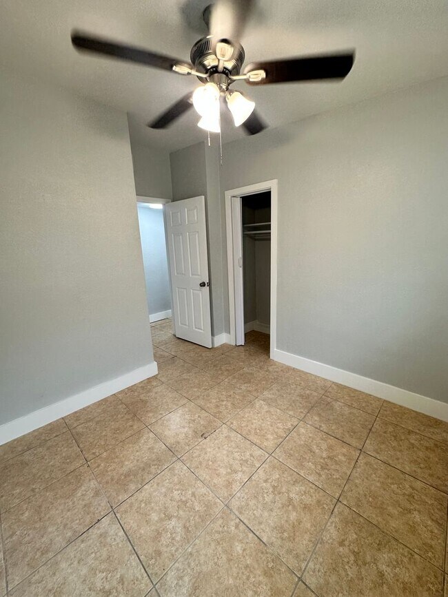Building Photo - 4-Bedroom Home with Modern Touches!