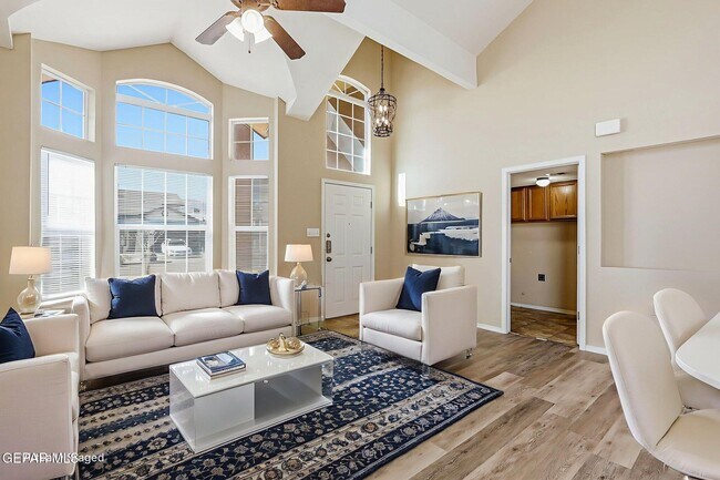 Building Photo - 10910 Acoma St