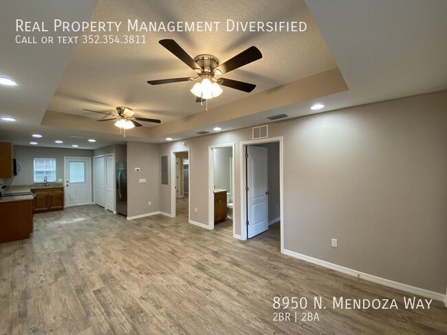 Building Photo - 8950 N Mendoza Way