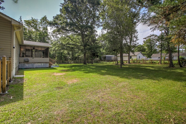 Building Photo - 3609 White Dr