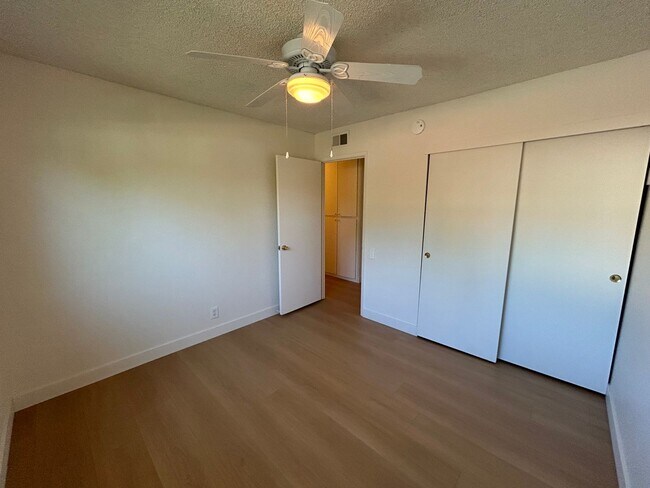 Building Photo - Beautifully Renovated 4 Bedroom 2 Bath Sin...