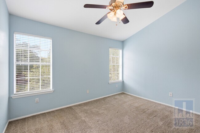 Building Photo - 11821 Bittern Hollow