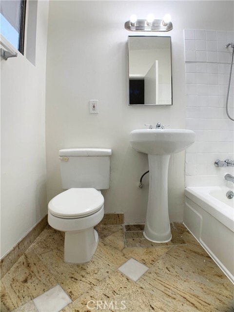 Building Photo - 1808 W Sumac Ln