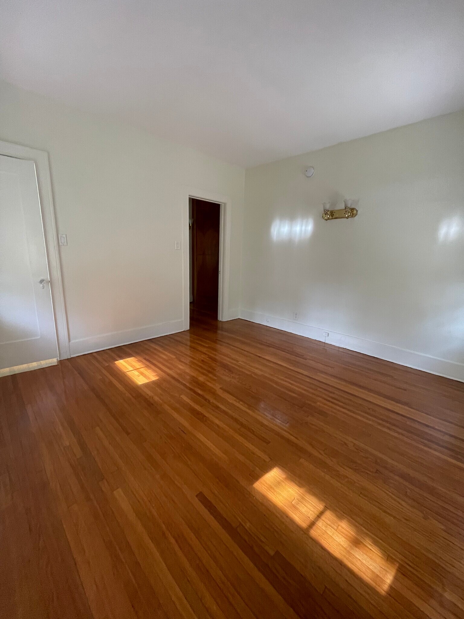 Bedroom No 1 - 324 S Coronado St