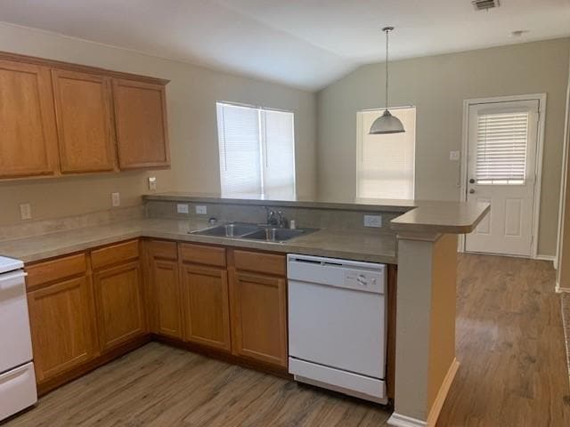 Building Photo - 721 Bamboo Dr