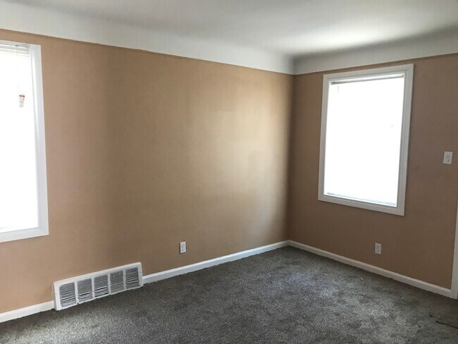 Building Photo - 7265 Braile St