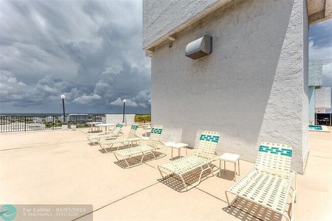 Building Photo - 936 Intracoastal Dr