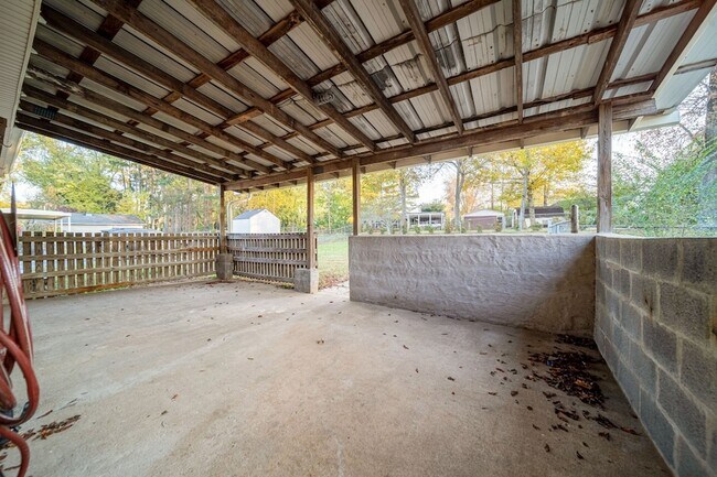 Building Photo - 106 Bluewater Dr
