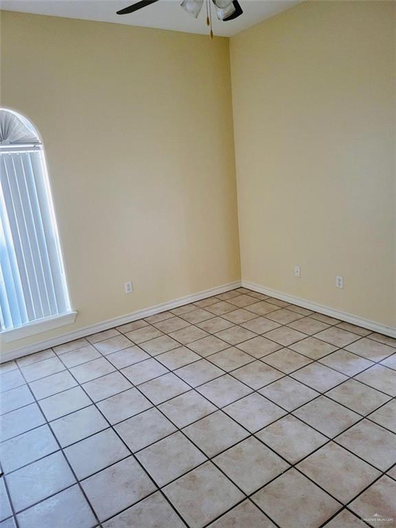 Building Photo - 603 Buena Vista Dr
