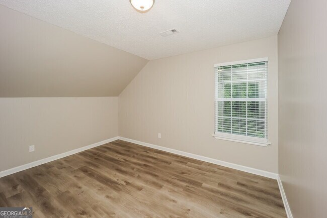 Building Photo - 2997 Happy Deer Ct
