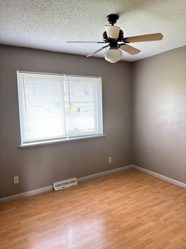 Building Photo - 3/2 home in Prairie Grove