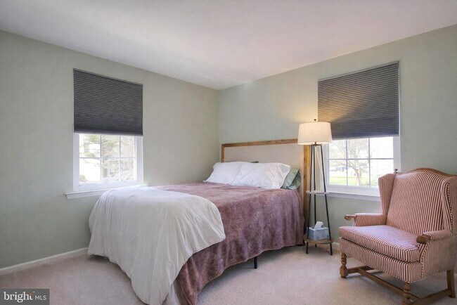 Building Photo - 708 Kings Croft Dr
