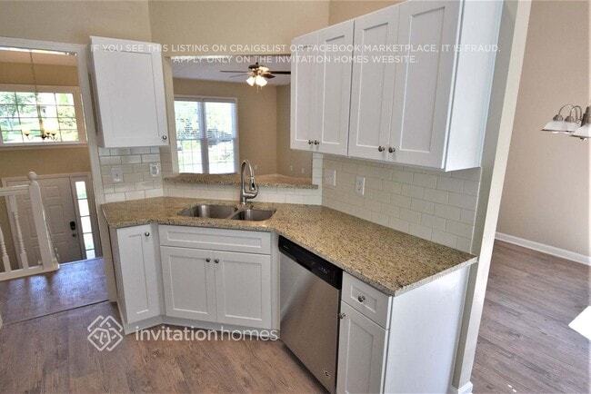 Building Photo - 638 Middlegate Ct NE