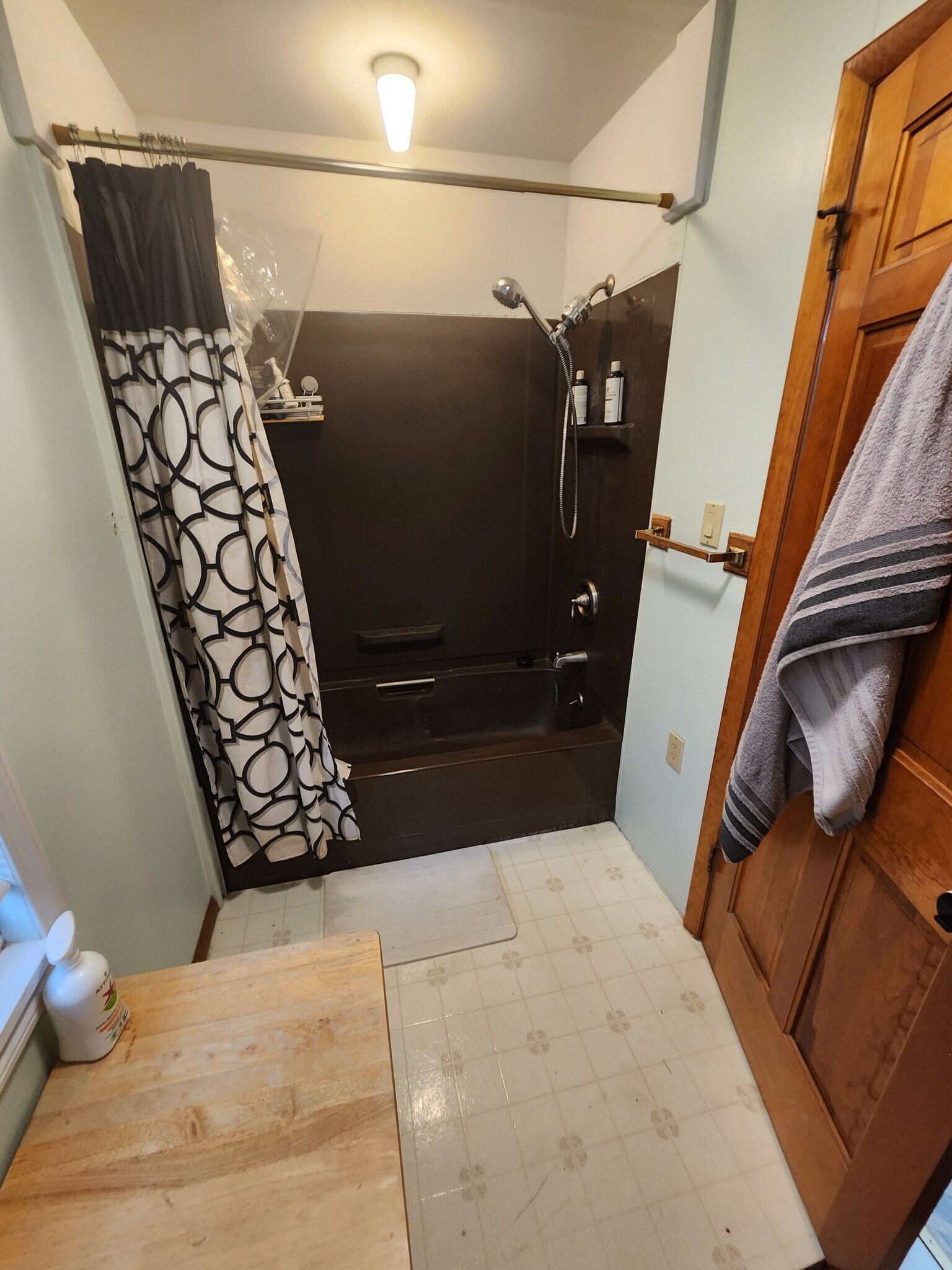 Building Photo - 123 W Mohawk St