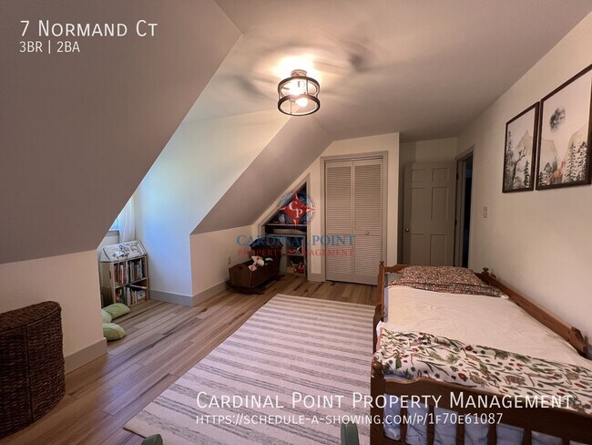 Building Photo - 7 Normand Ct
