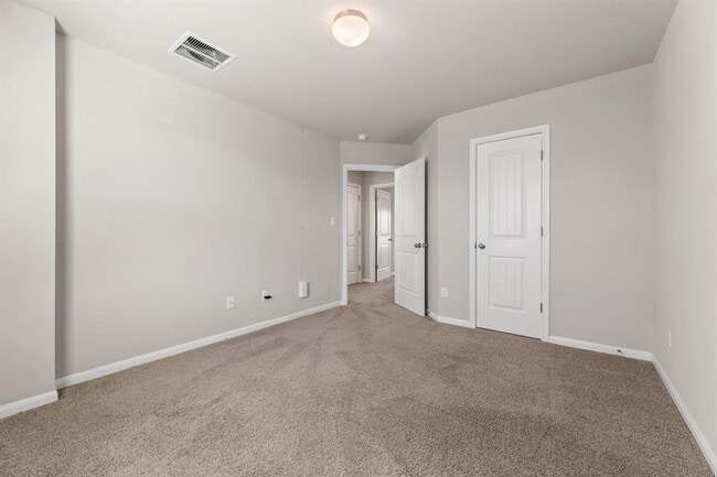 Building Photo - 18007 Malnati Dr