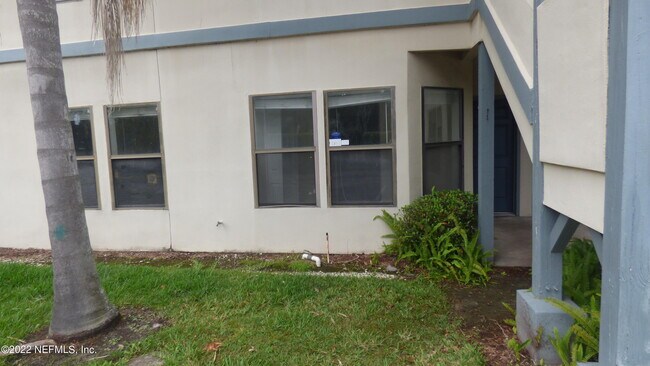 Building Photo - 5615 San Juan Ave