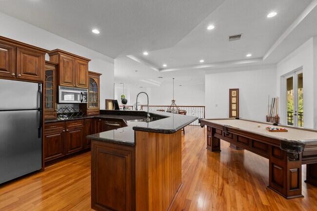 Building Photo - 14471 Paddock Dr