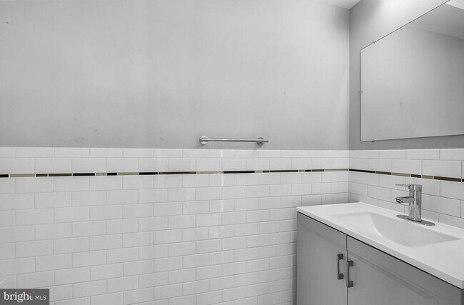 Building Photo - 1447 N 8th St