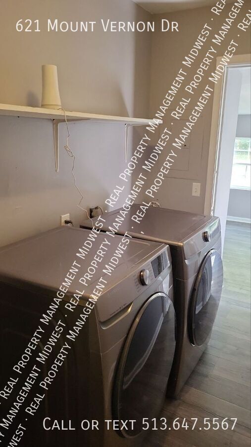 Building Photo - 621 Mt Vernon Dr