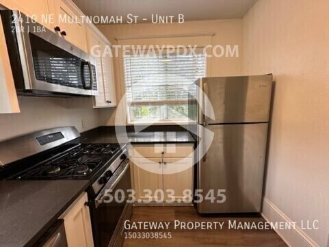 Building Photo - 2410 NE Multnomah St