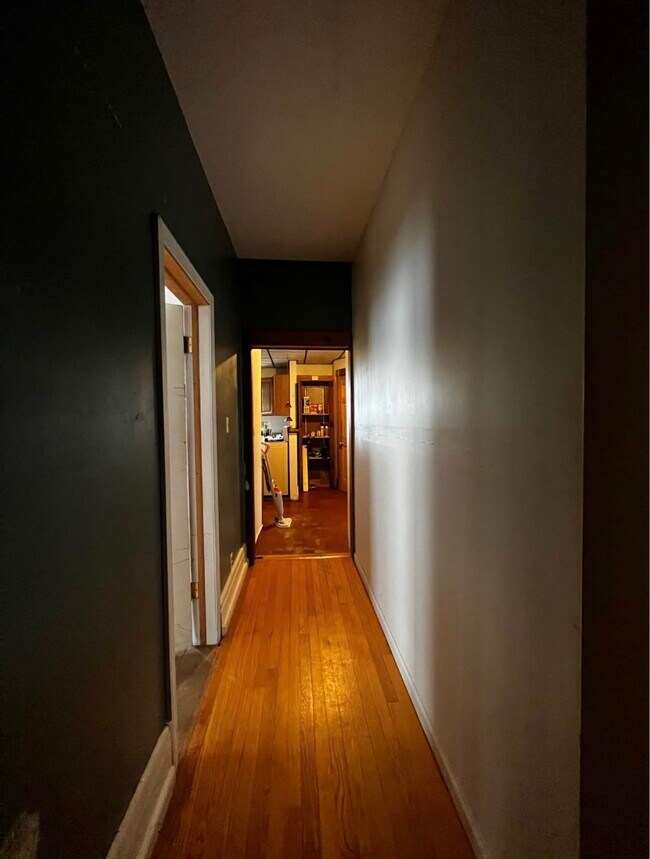 Building Photo - 72 Prospect St