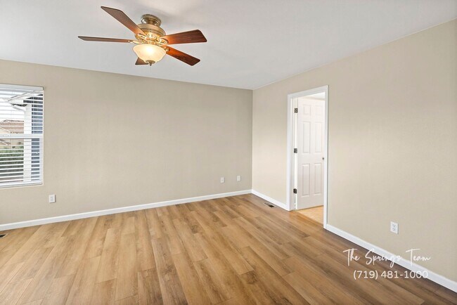 Building Photo - CHARMING, RECENTLY REMODELED 3BD HOME w/ E...