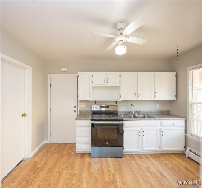 Building Photo - 1953 Falls St