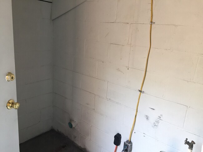 Building Photo - **AVAILABLE NOW**Midtown Columbus, GA 3 Be...