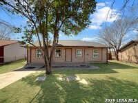 Building Photo - 8905 Seacliff St