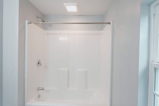 Building Photo - 55 Peachtree Dr