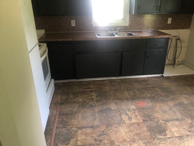 Building Photo - Culp Circle Single-Family Residences