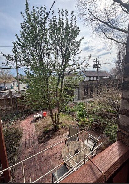 Building Photo - 113 Harrison St