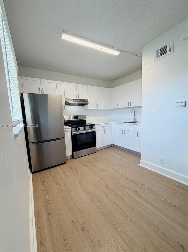 Building Photo - 351 NW 42nd Ct
