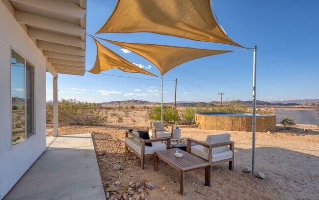 Building Photo - Desert Oasis Home on 5 Acres with Spa & EV - Price includes move in special