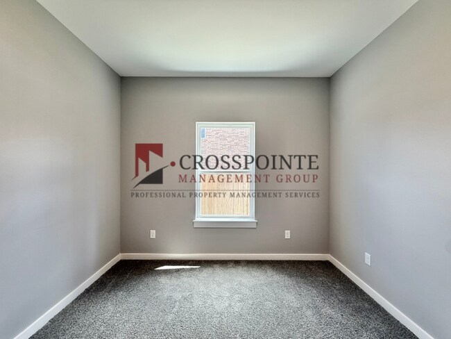 Building Photo - Spacious 4-Bedroom Home with 2.5 Bathrooms, 2-Car Garage & Fenced Yard