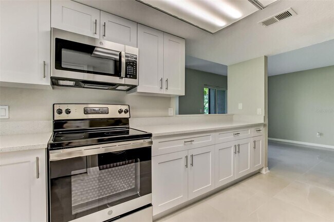 Building Photo - 9831 Barley Club Dr