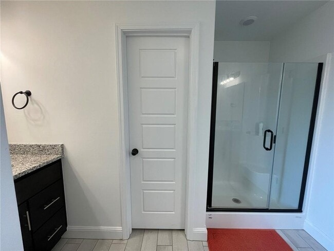 Building Photo - 2415 England Ln