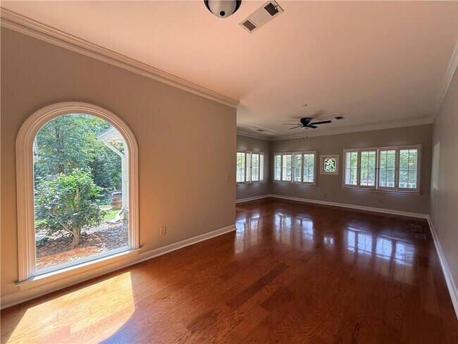 Building Photo - 6708 Bass Cir