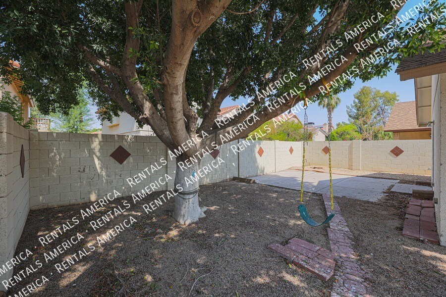 Building Photo - 18238 N 17th Way
