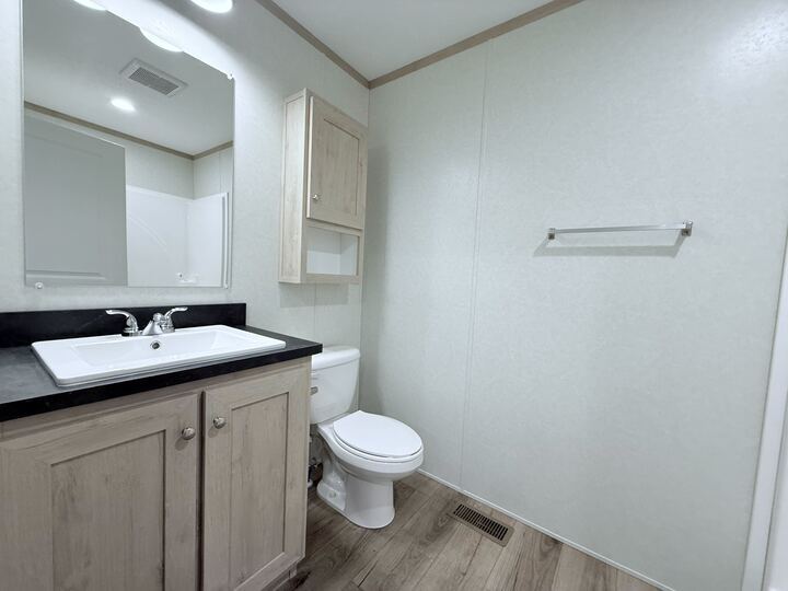 Building Photo - 29680 Jamestown Dr