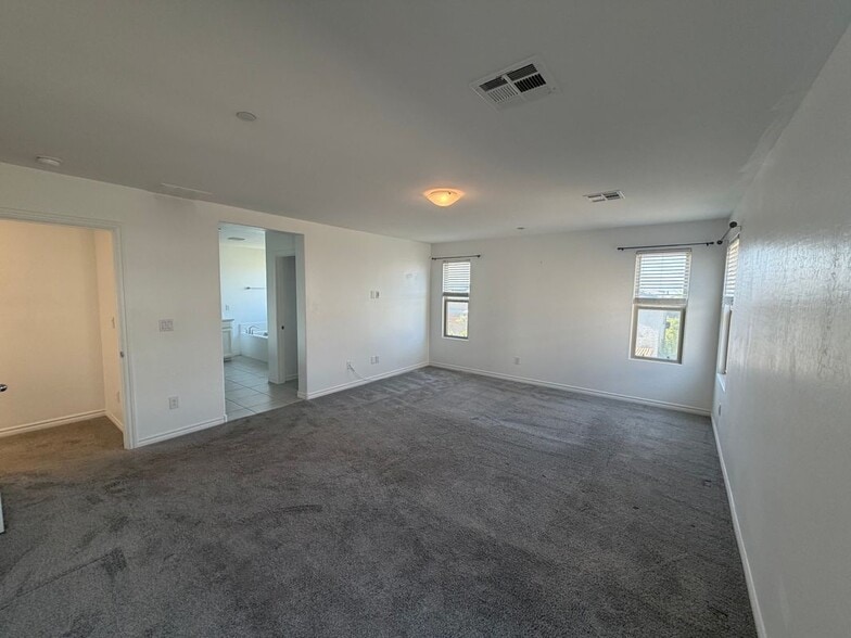Building Photo - 3228 Azalea Ridge Ct