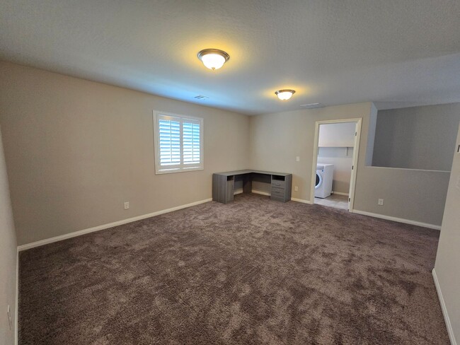 Building Photo - Corner Lot in Southwest Las Vegas