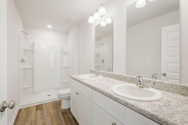 Building Photo - 5033 Rivergrass Dr